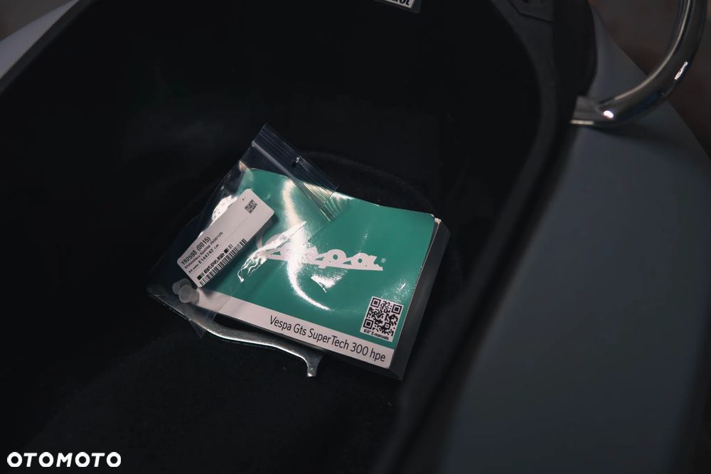 Vespa GTS - 12