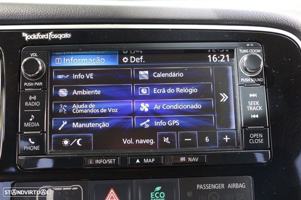 Mitsubishi Outlander 2.0 MIVEC Instyle Navi+ - 38