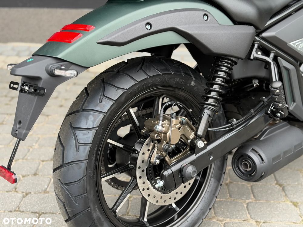 Zontes 125 C2 - 8