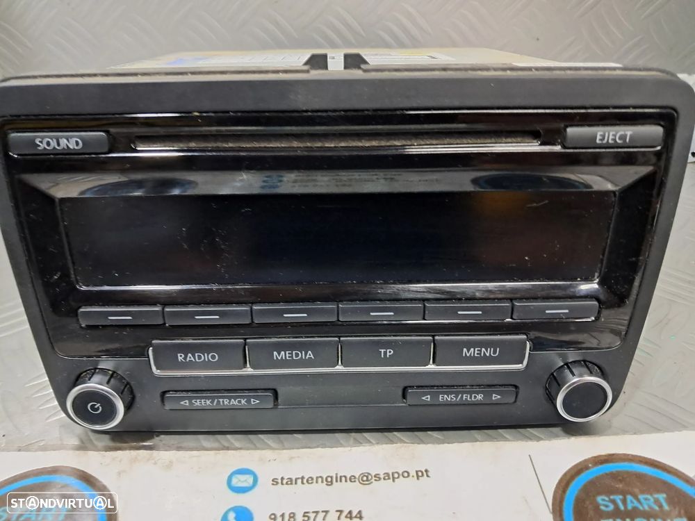 Radio Vw Passat Vw Golf Vw Tiguan Ref 1K0035186AP - 2