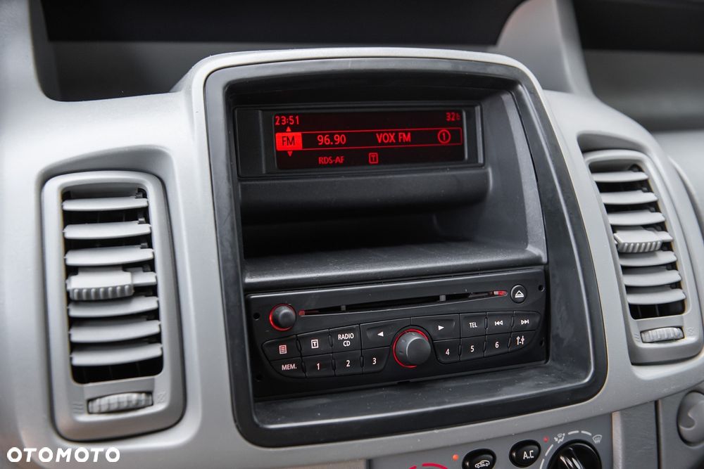 Opel Vivaro - 15
