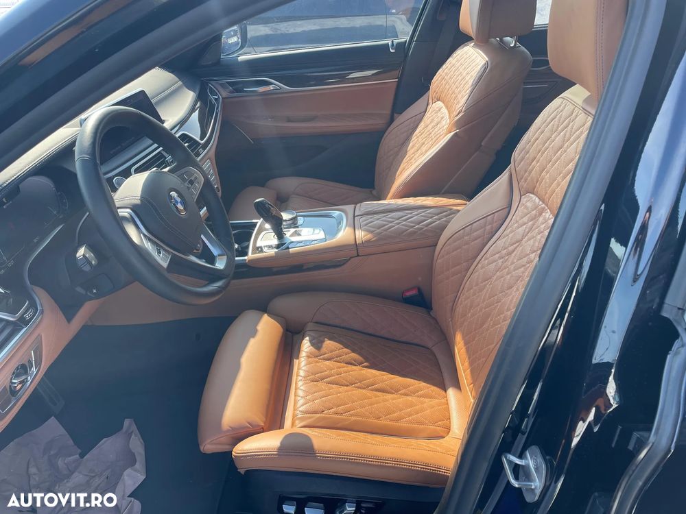 BMW Seria 7 745e - 6