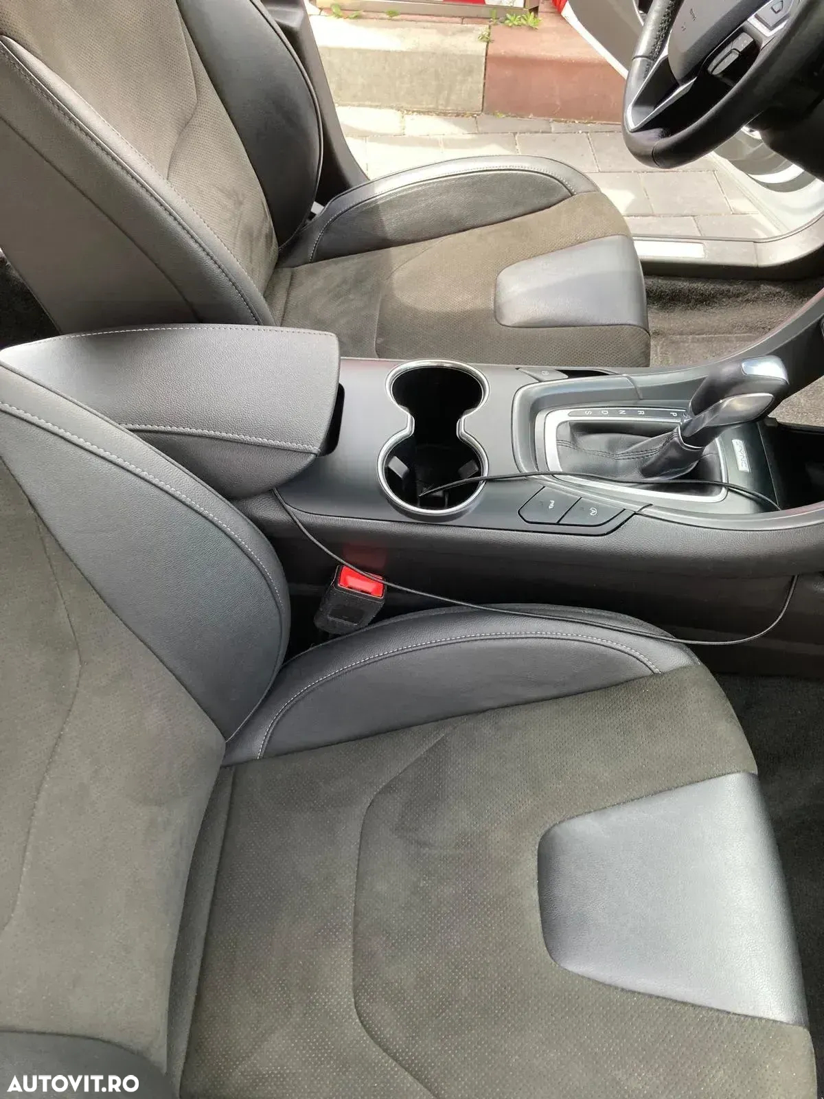 Ford Mondeo 2.0 TDCi PowerShift-Aut Allrad Business Edition - 26