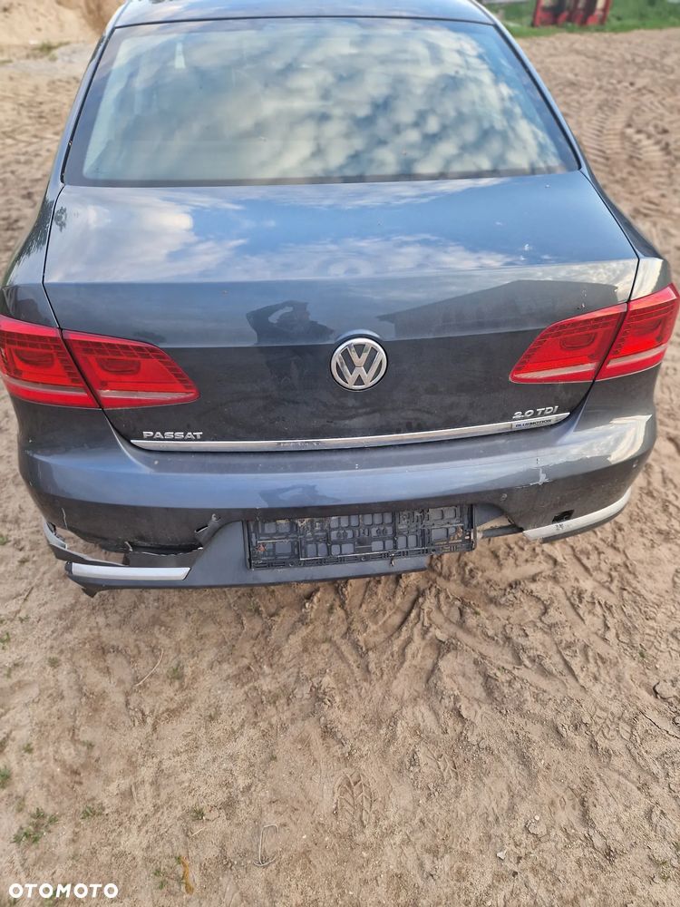 Volkswagen Passat 2.0 TDI Comfortline DSG - 7