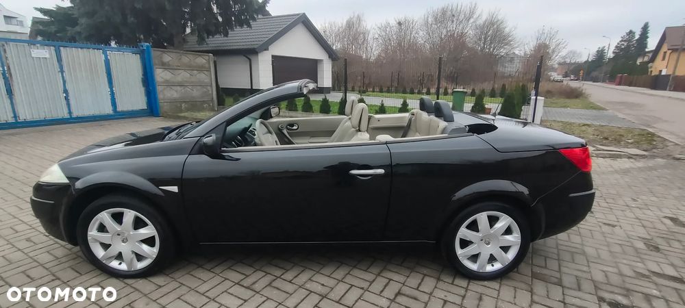 Renault Megane 2.0 Dynamique - 10