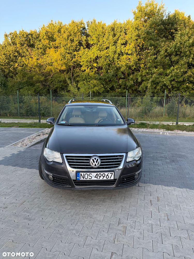 Volkswagen Passat 2.0 TDI Highline DSG - 2