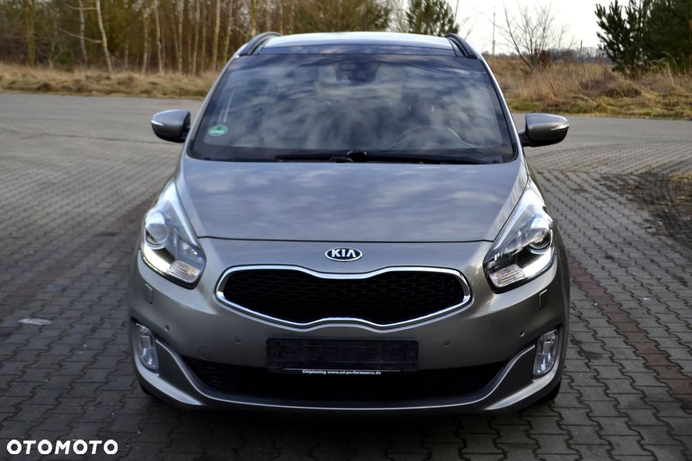 Kia Carens 1.7 CRDi Business Line 7os - 9