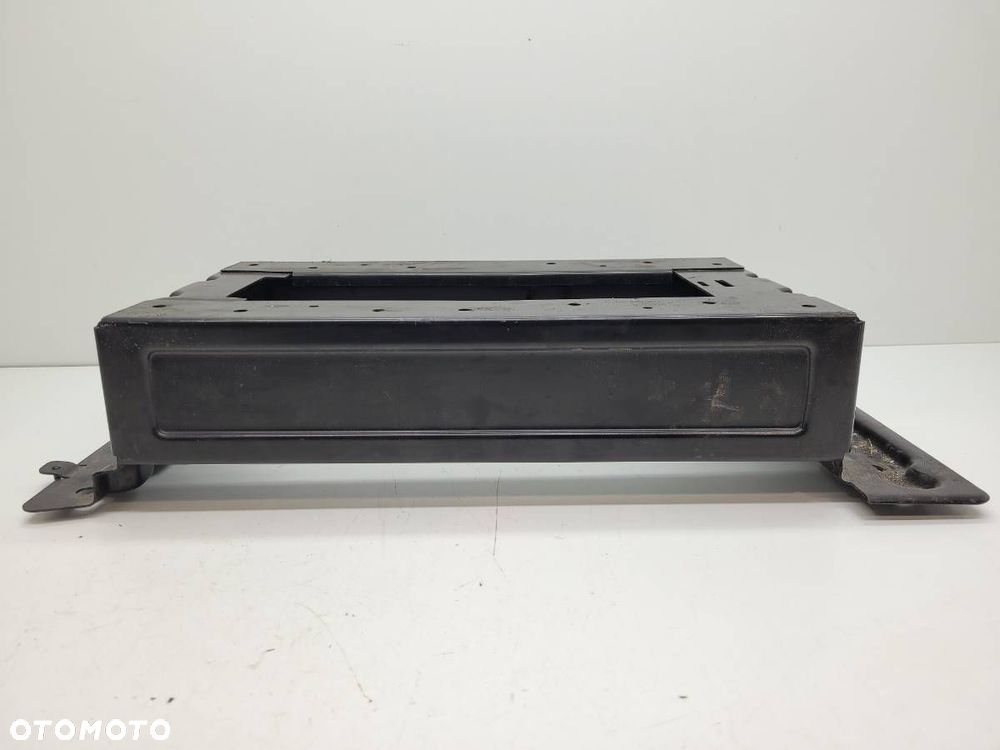 PODSTAWA FOTELA LEWEGO KIEROWCY FORD F-MAX 500 EURO 6 - 4