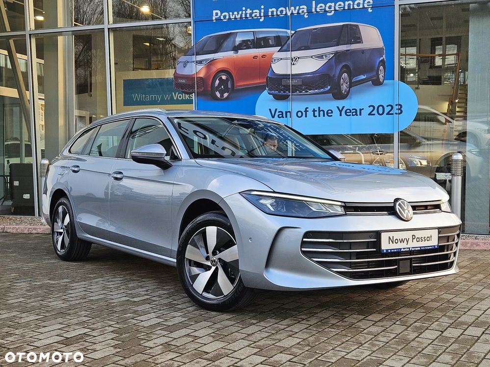Volkswagen Passat - 4