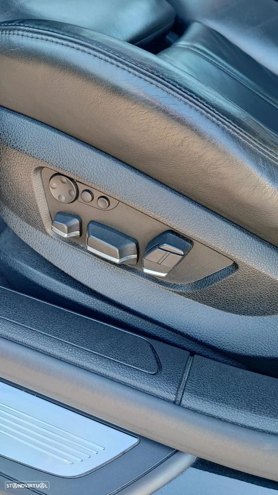 BMW 740 d Pack M - 8