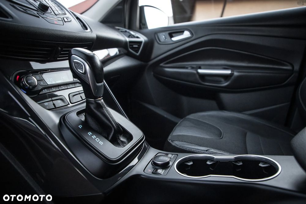 Ford Kuga 2.0 TDCi 4x4 SYNC - 28