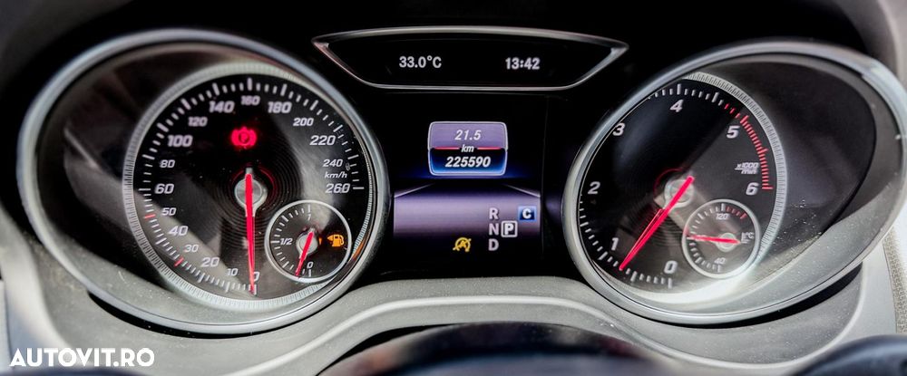 Mercedes-Benz GLA 200 d 4MATIC 7G-DCT Urban - 22