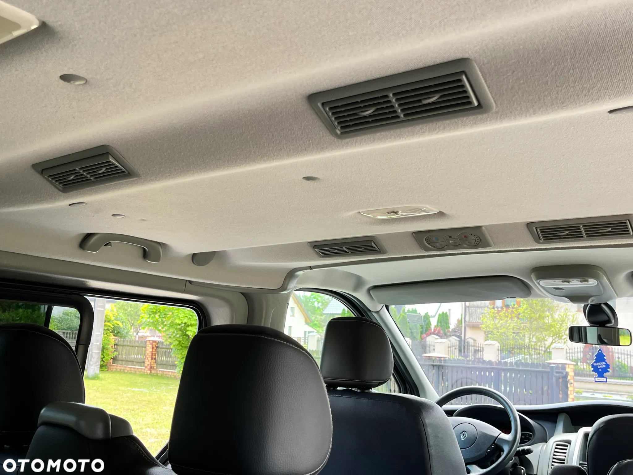 Renault Trafic Grand Passenger Black Edition - 35