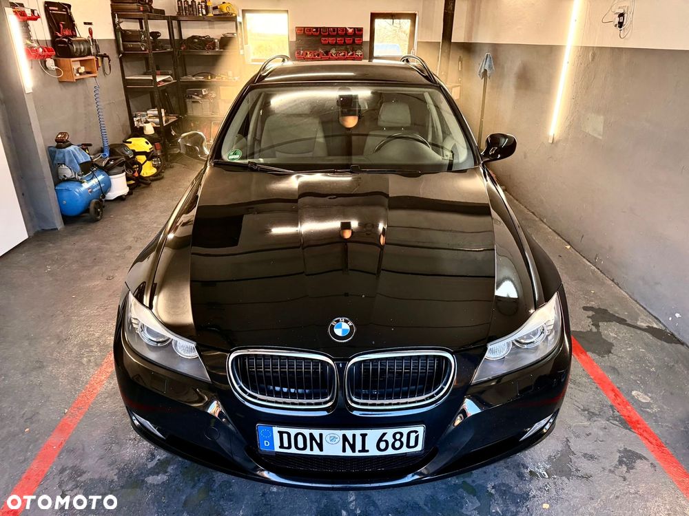 BMW Seria 3 318d DPF - 15