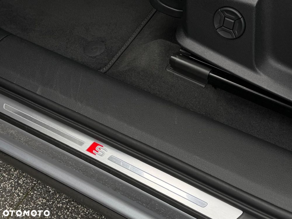 Audi e-tron Sportback - 15
