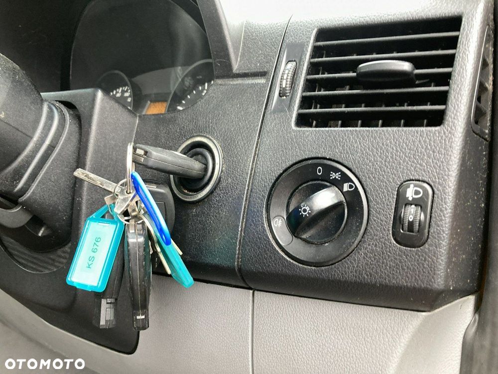 Mercedes-Benz Sprinter - 18