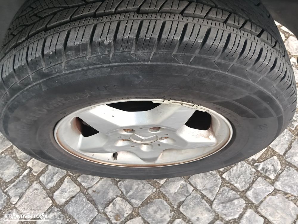 Mercedes-Benz ML 230 Standard - 12