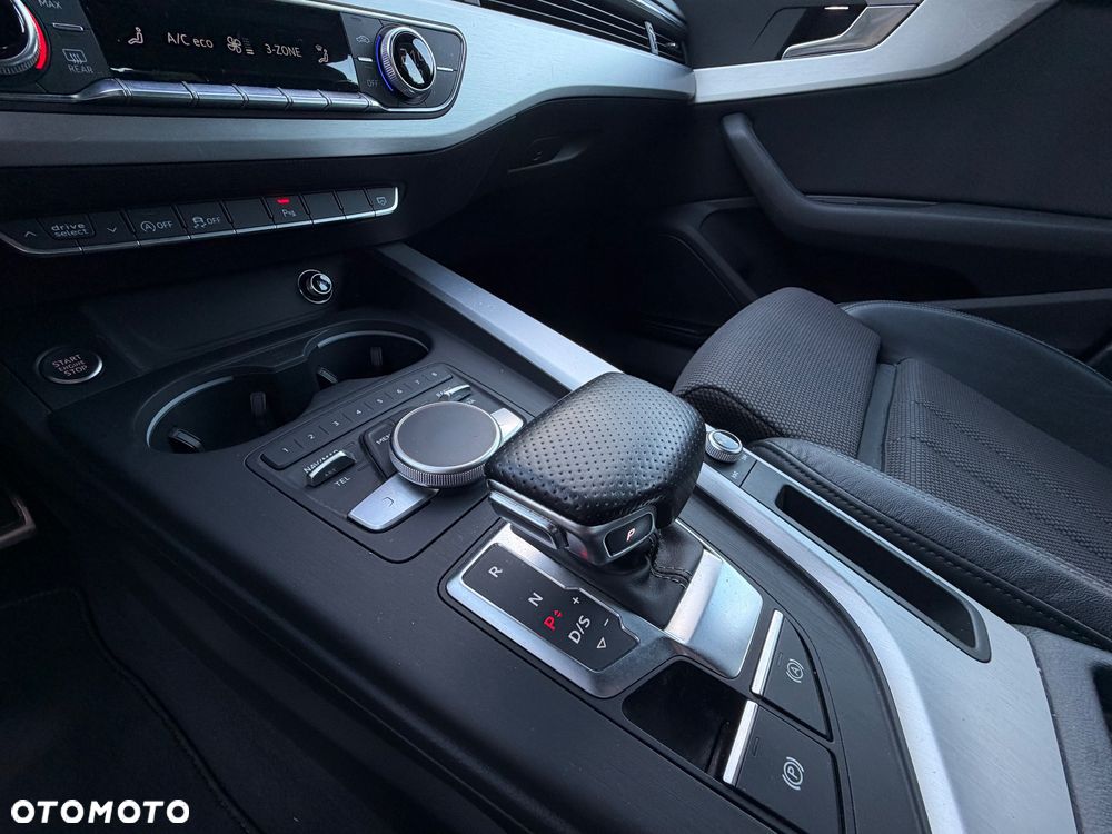 Audi A4 Avant 2.0 TDI S tronic - 14