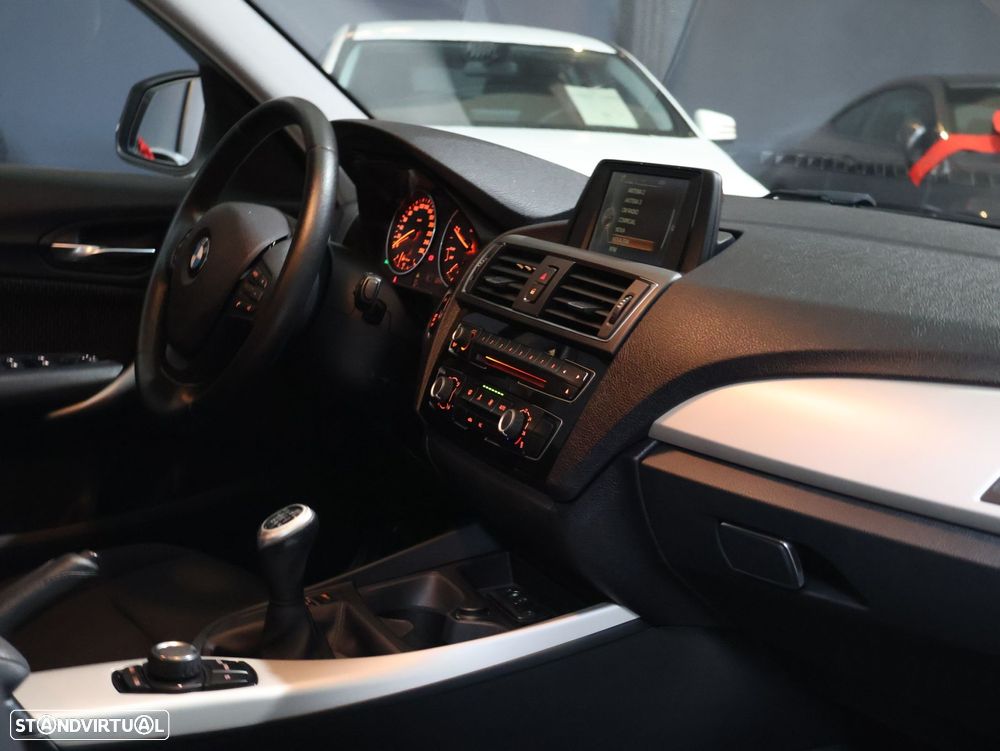 BMW 116 d EDynamics Line Urban - 6