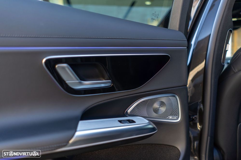 Mercedes-Benz E 300 e Station - 42