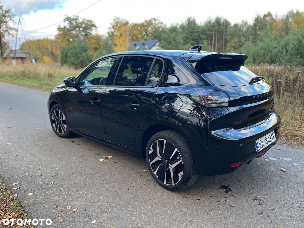 Peugeot 208 1.2 mHEV Active - 11