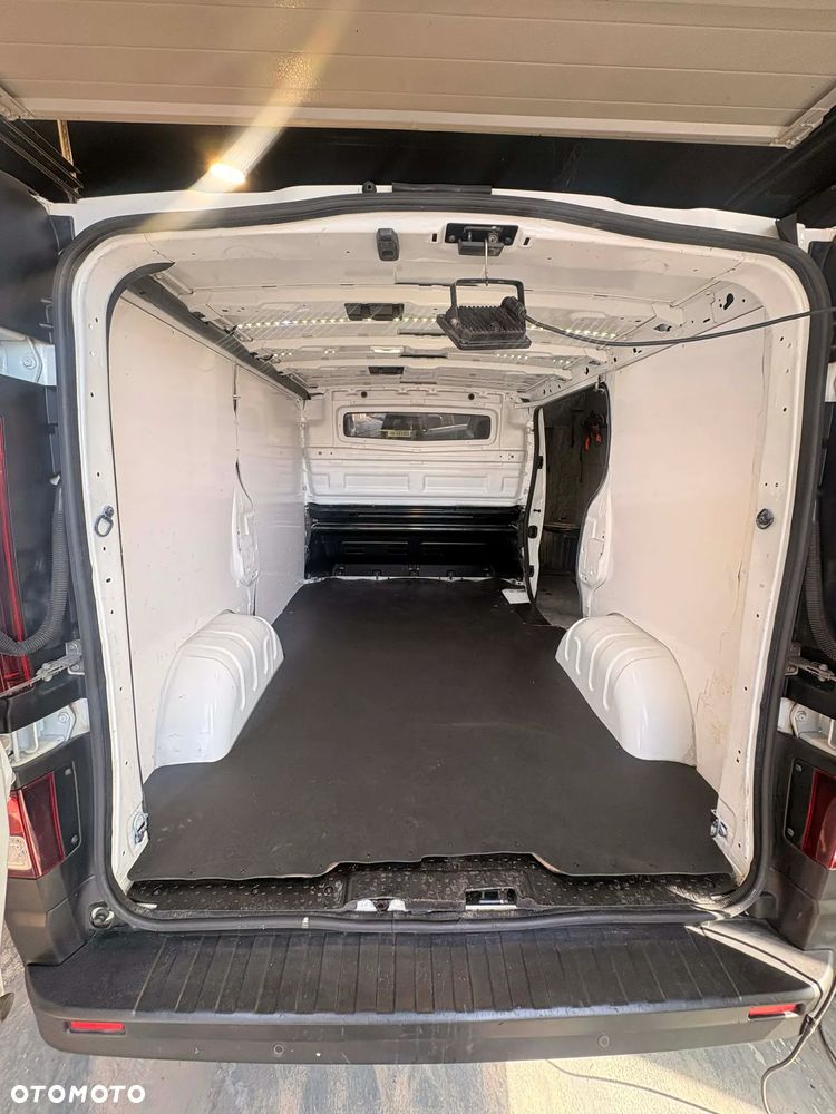 Renault Trafic - 38