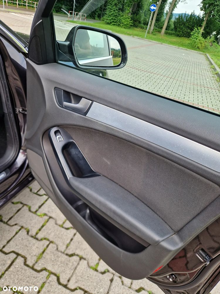 Audi A4 Avant 2.0 TDI - 21