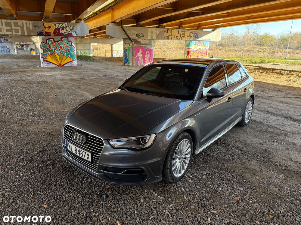 Audi A3 Sportback - 1