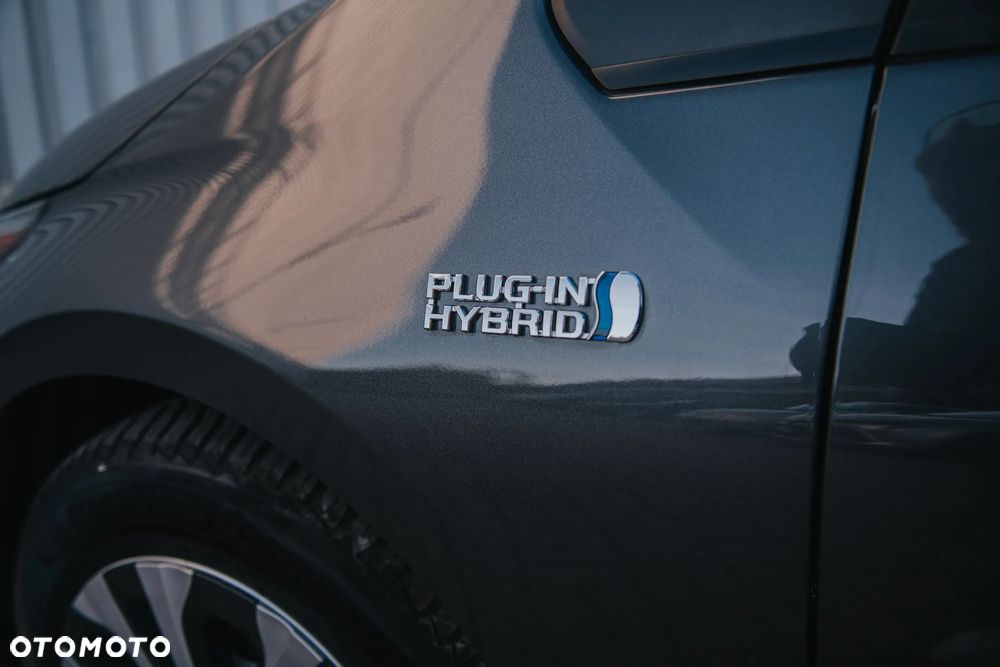 Toyota Prius 1.8 Hybrid Executive - 17