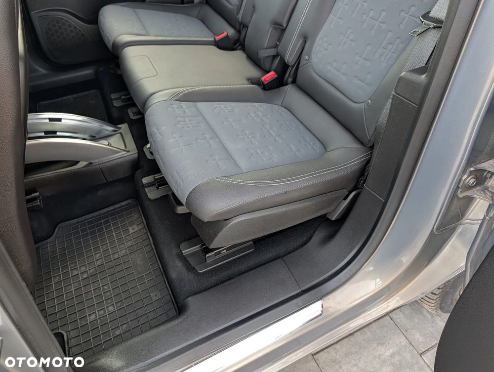 Opel Meriva 1.4 T Cosmo - 17