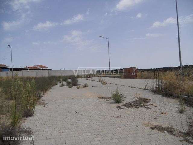 Lote de Terreno urbano da banca com 439 m2 situado em Alvito- Beja- Al - Grande imagem: 4/5