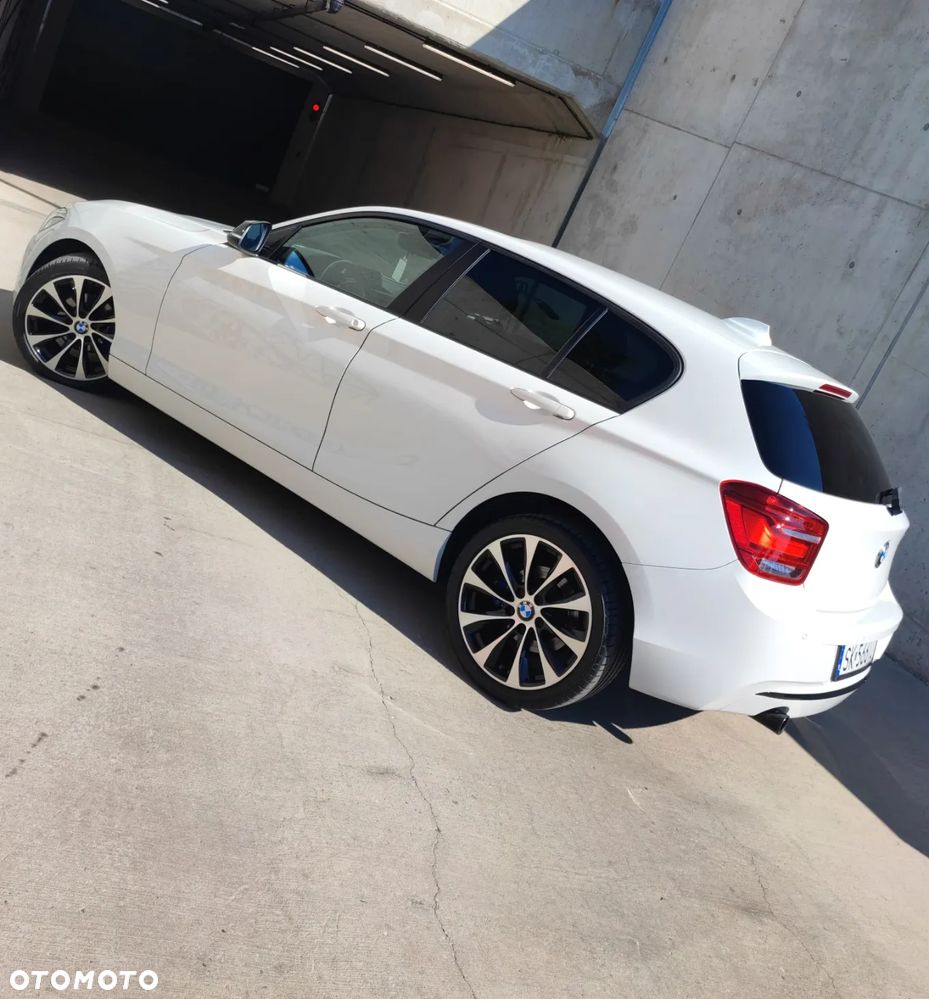 BMW Seria 1 118d Sport Line - 3