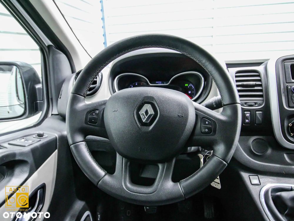 Renault TRAFIC LONG BRYGADÓWKA 6 OSÓB - 20