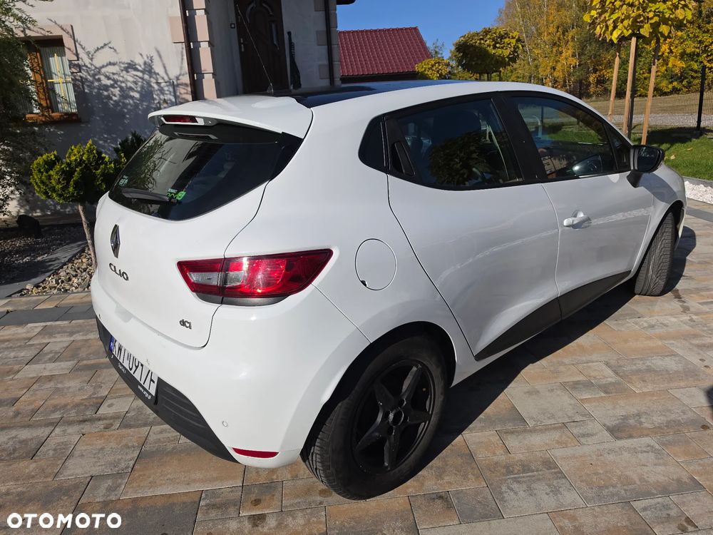 Renault Clio - 8