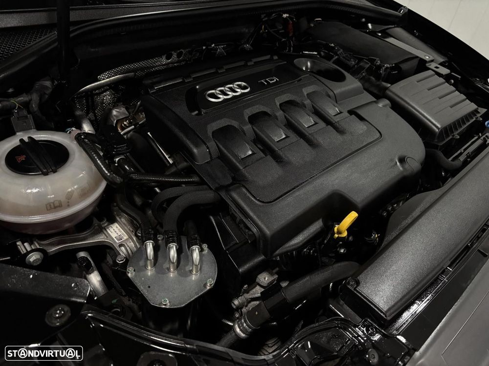 Audi A3 1.6 TDI S-line - 37