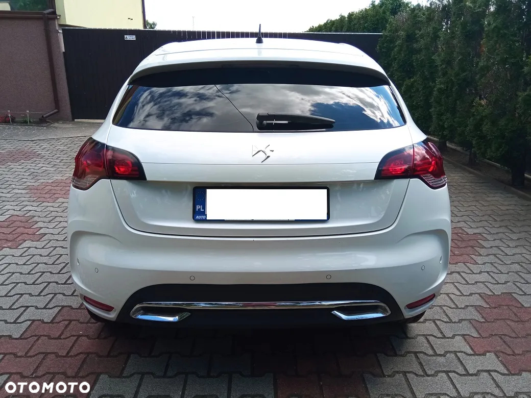 Citroën DS4 1.6 HDi SoChic - 4