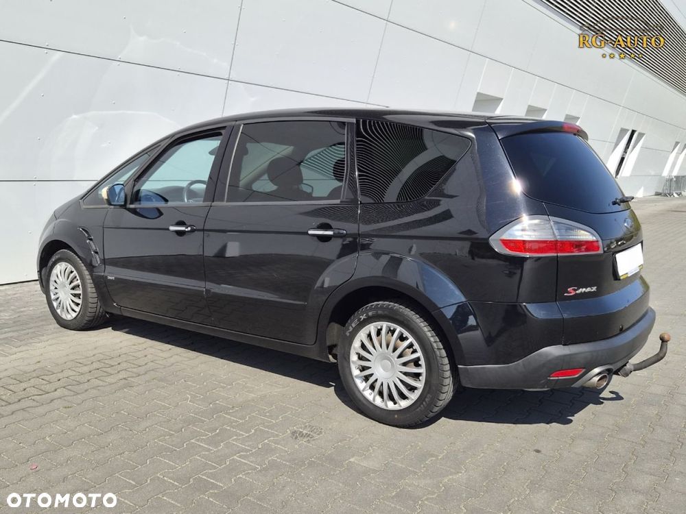 Ford S-Max - 10