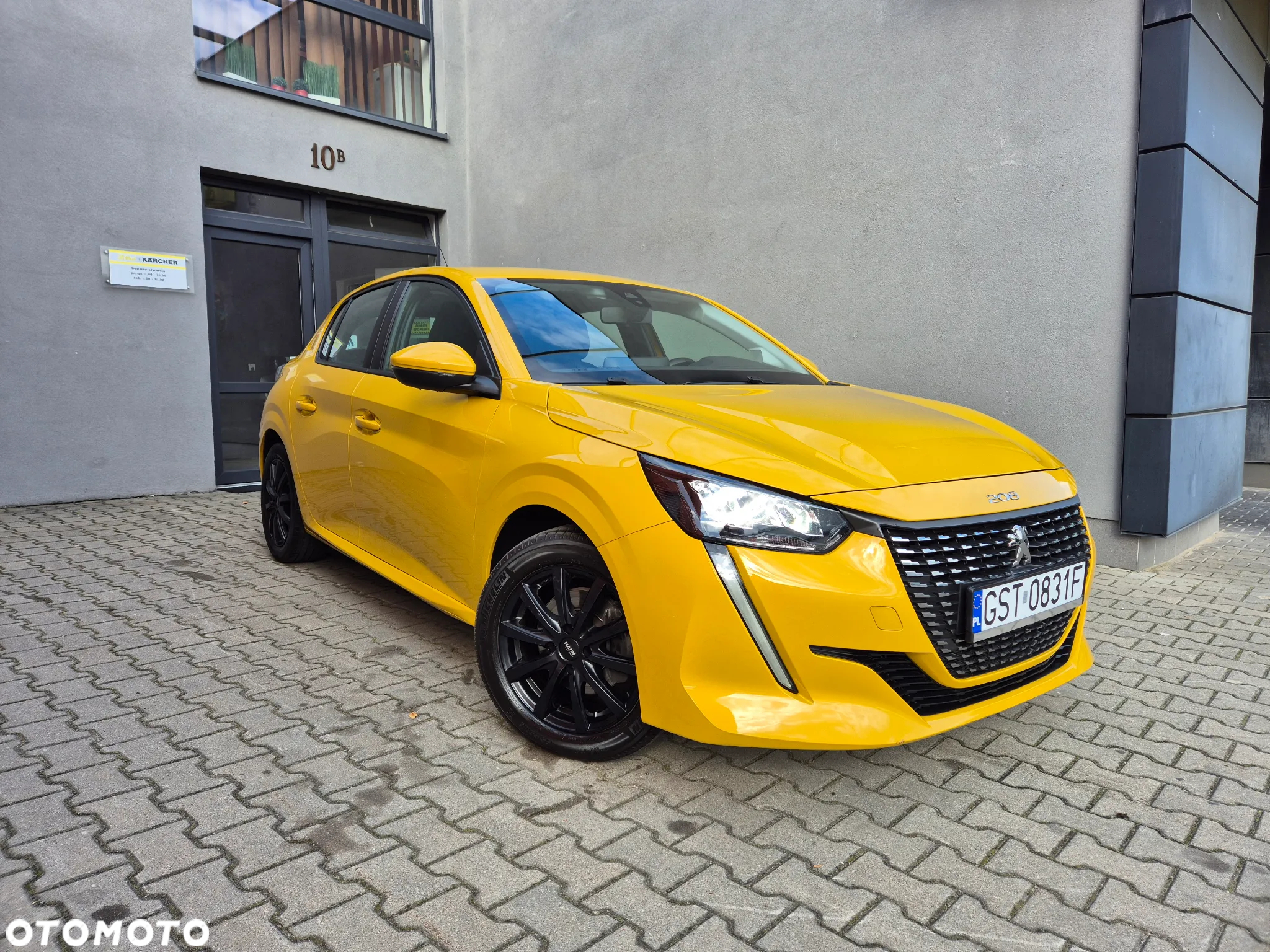 Peugeot 208 - 5