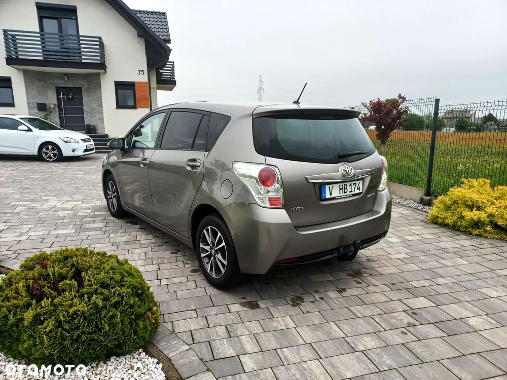 Toyota Verso 1.6 D-4D 5-Sitzer Start/Stop - 17