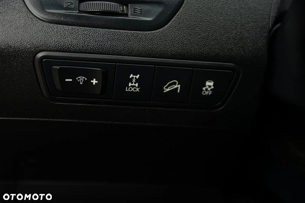 Hyundai ix35 2.0 CRDi 4WD Automatik Fifa World Cup Gold Edition - 35