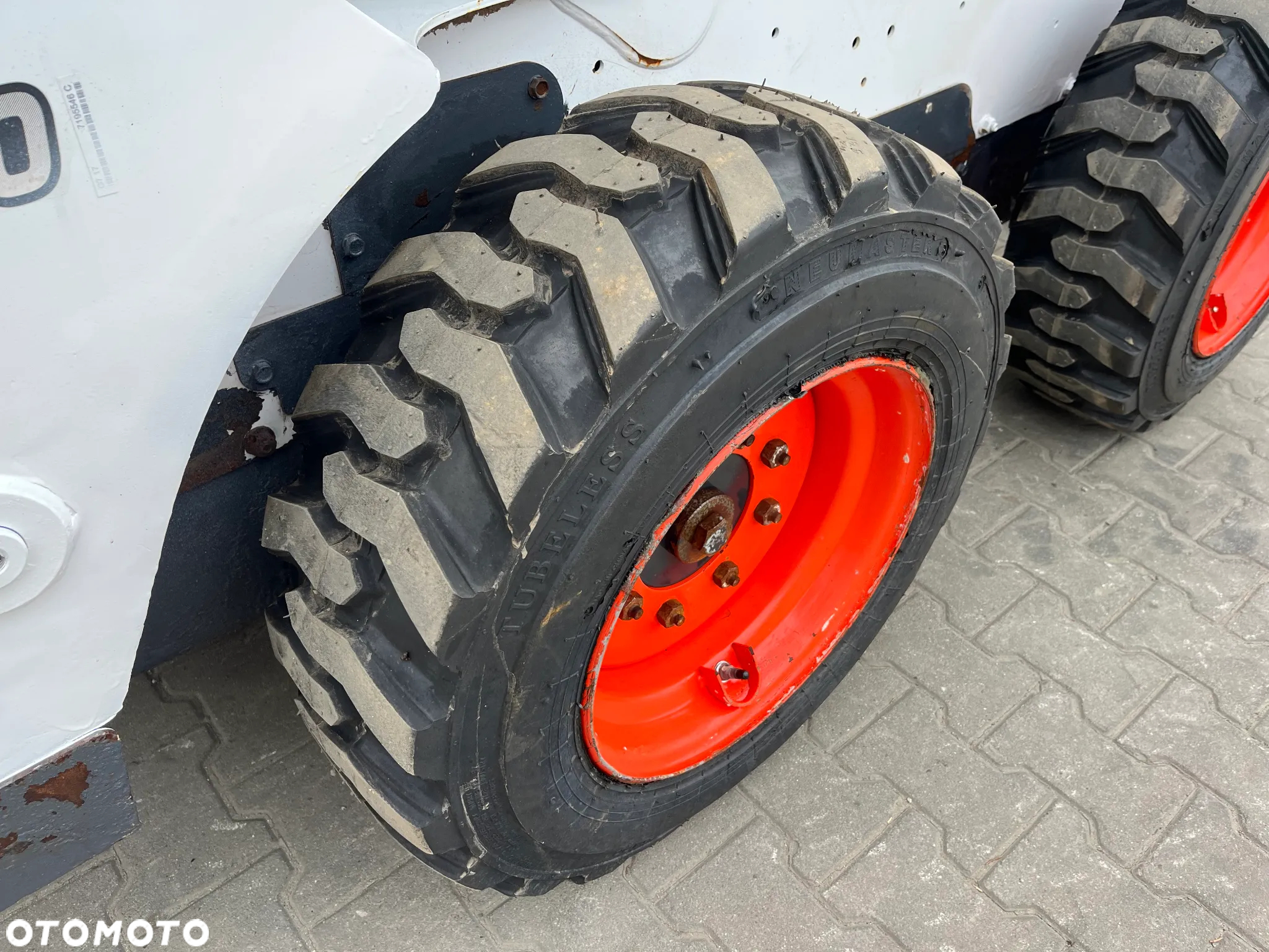 Bobcat S530 - 14