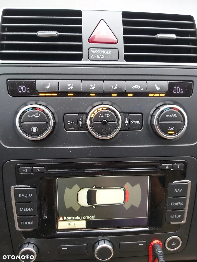 Volkswagen Touran - 7