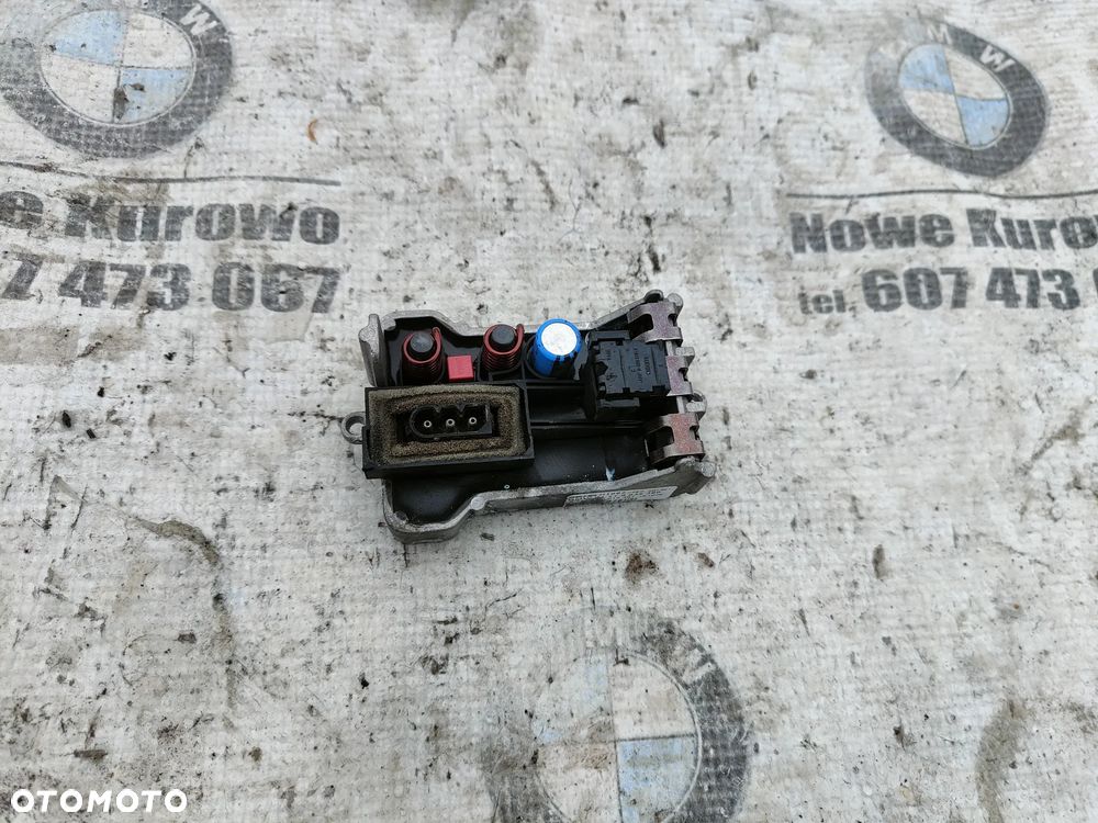 BMW E65 Rezystor dmuchawy 6934390 - 3