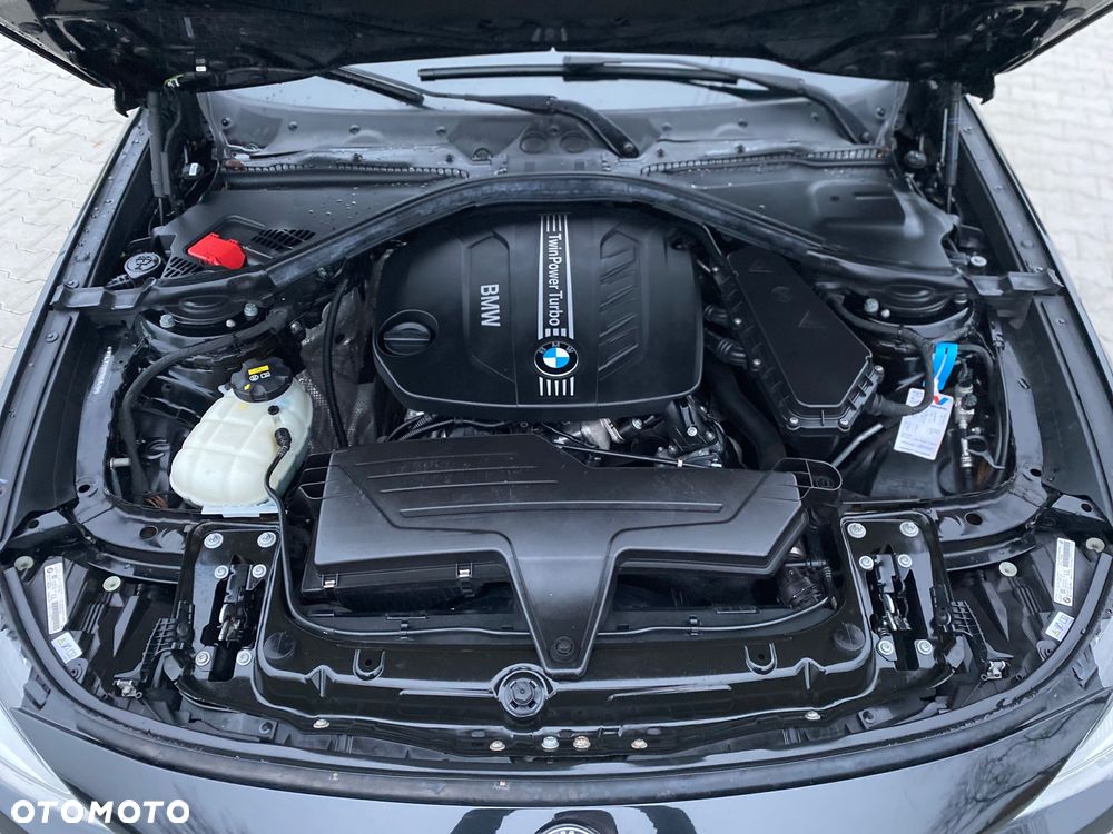 BMW 3GT 318d GT - 15