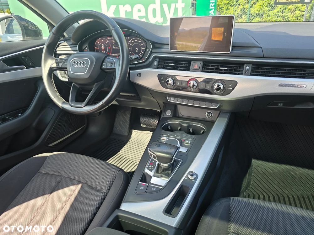 Audi A4 Avant 2.0 TDI DPF clean diesel quattro S tronic S line Sportpaket - 28