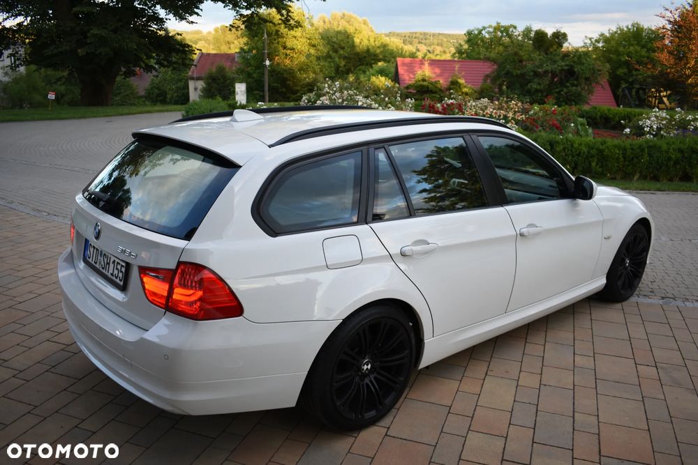 BMW Seria 3 318d - 16