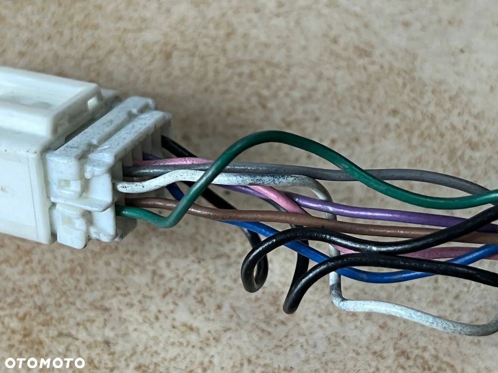 SUBARU LEGACY IV LIFT OUTBACK III LUSTERKO LEWE 2008 rok 9 PIN - 5