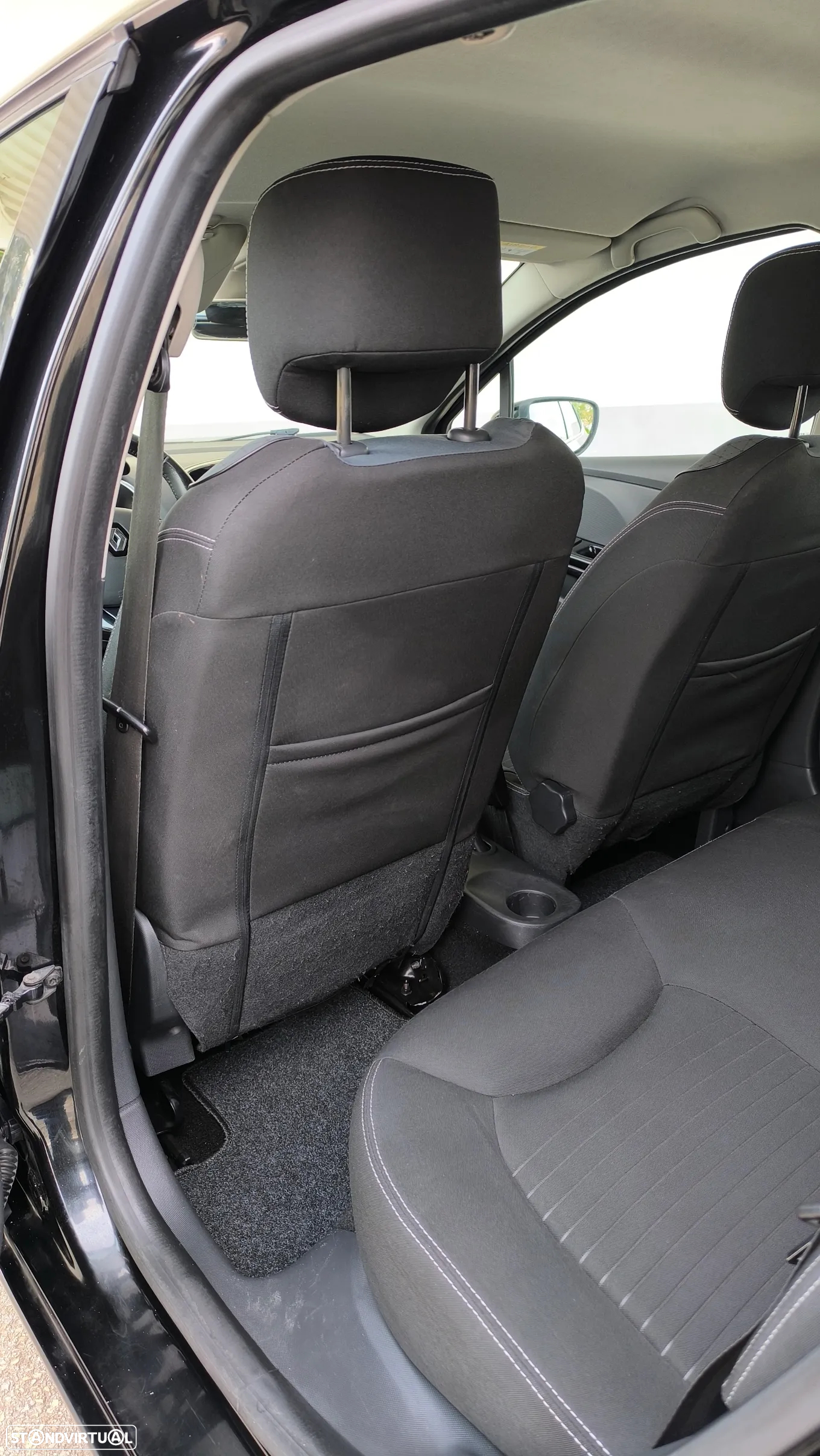 Renault Clio 0.9 TCE Dynamique S - 13