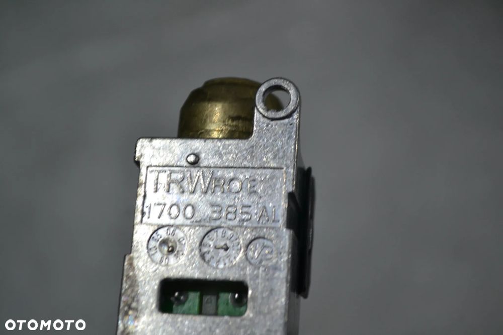 AUDI A3 8P A4 B7 A5 A6 C6 A4 B8 PRZEŁĄCZNIK STEROWANIE MULTIFUNKCJI PRZYCISK 4E0951527AF 4E0951527AG ŁOPATKI 4E0951527J 4E0951527H WIBRATOR - 8