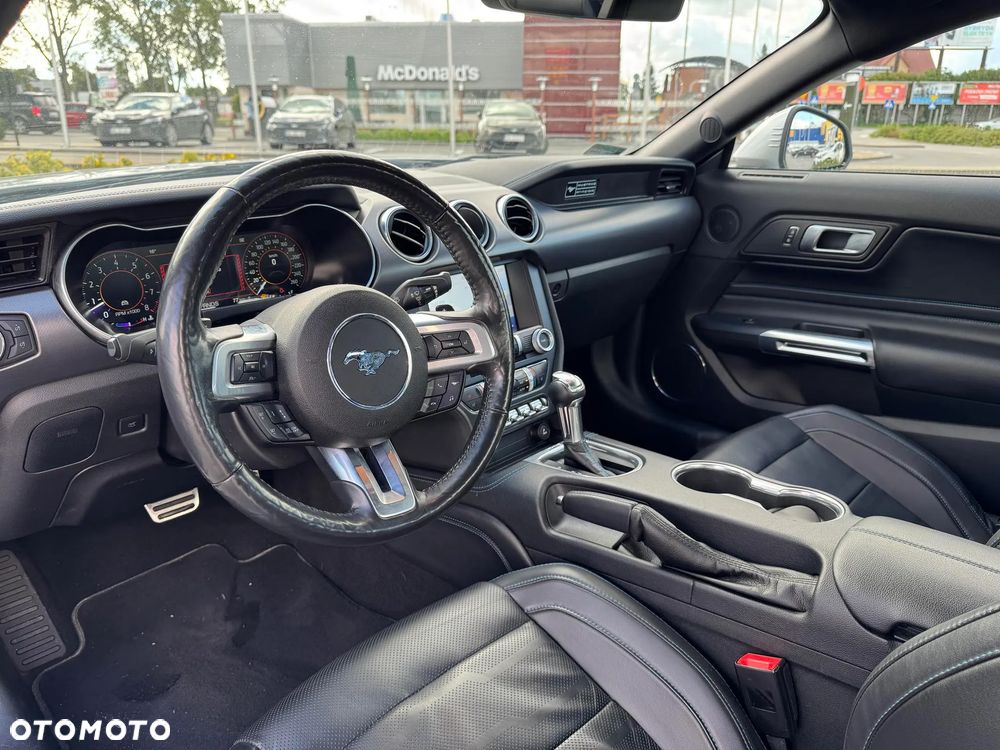 Ford Mustang - 23